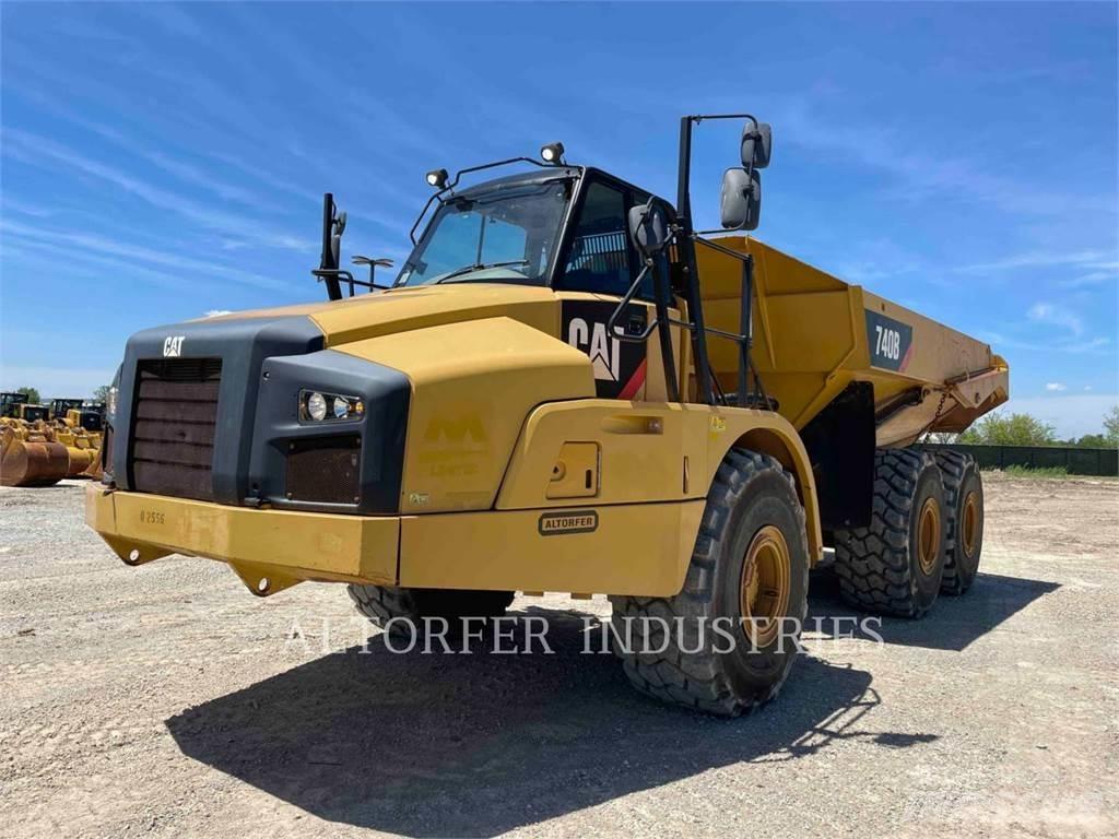 CAT 740B Зчленовані самоскиди