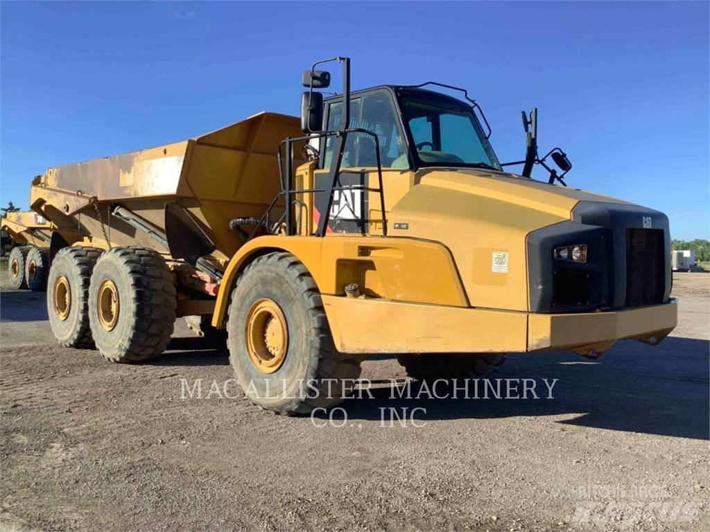 CAT 740B Зчленовані самоскиди