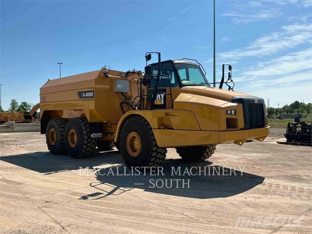 CAT 740B Зчленовані самоскиди