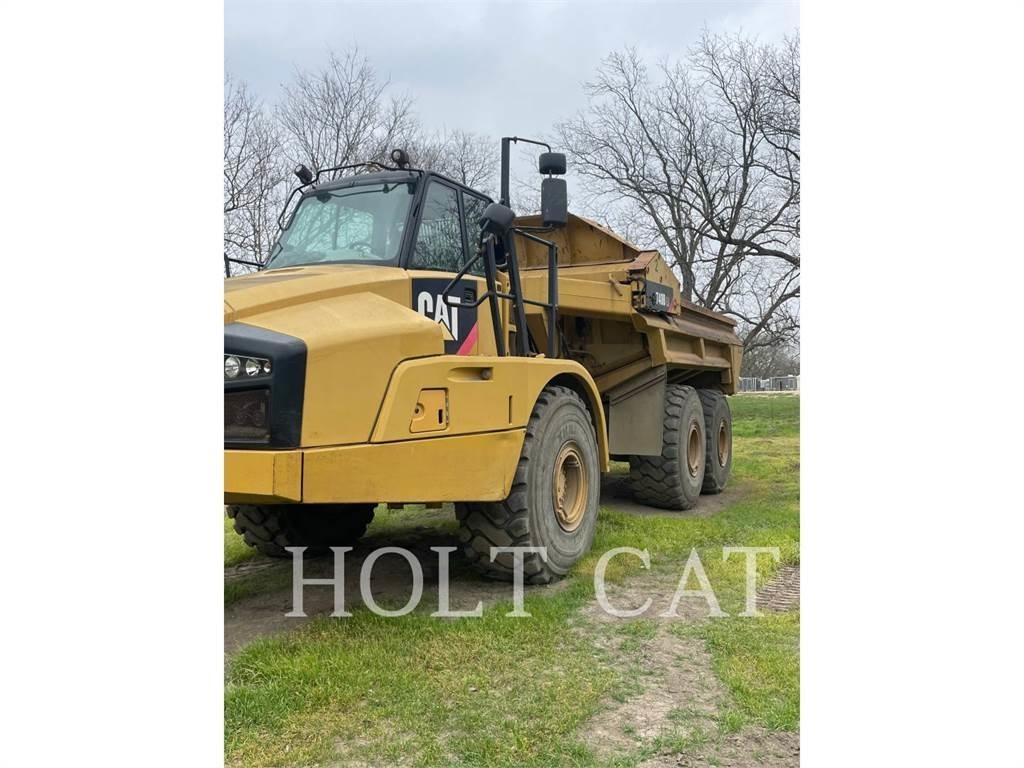 CAT 740BEJ Зчленовані самоскиди
