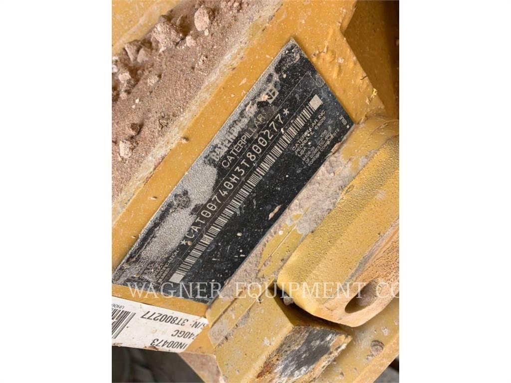 CAT 740GC Зчленовані самоскиди