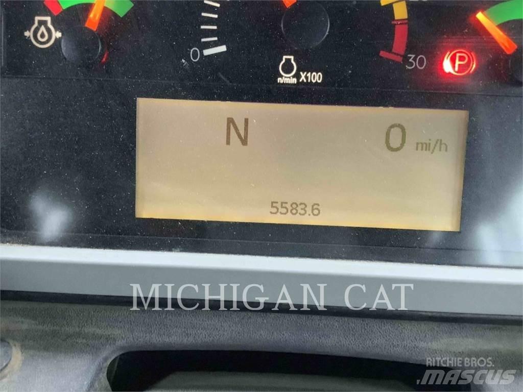 CAT 740GC Зчленовані самоскиди