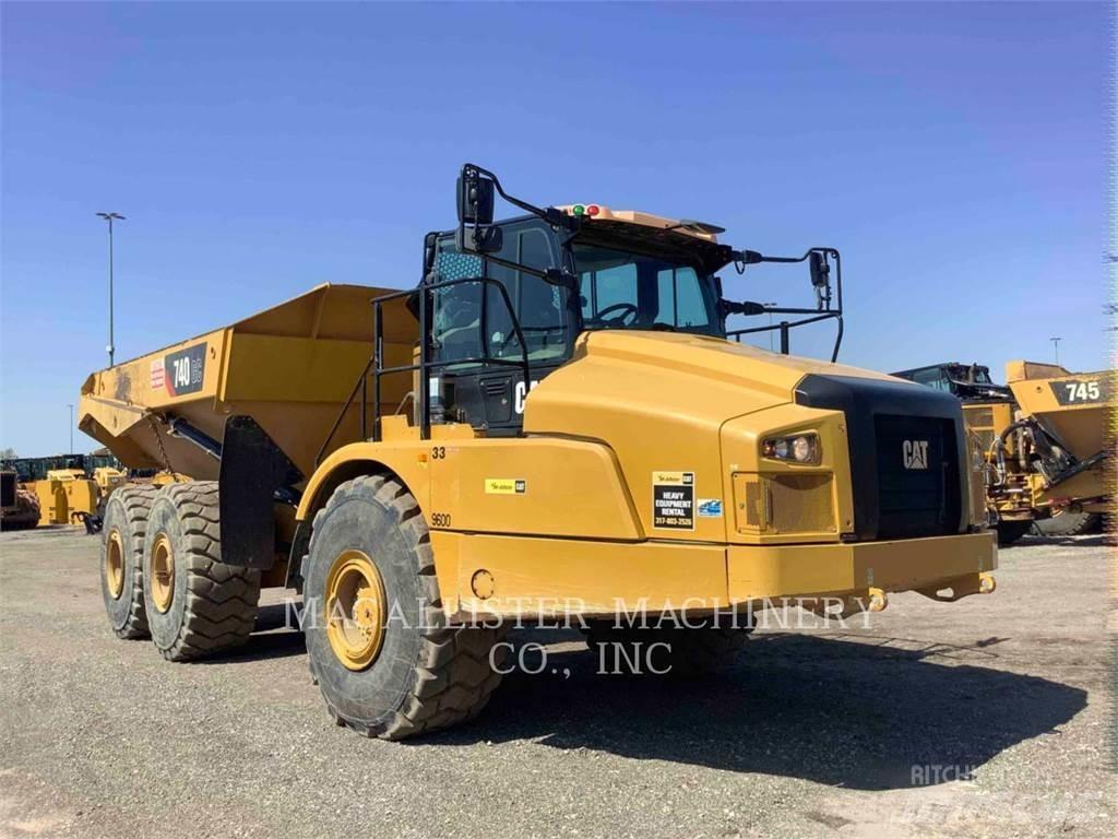 CAT 740GC Зчленовані самоскиди