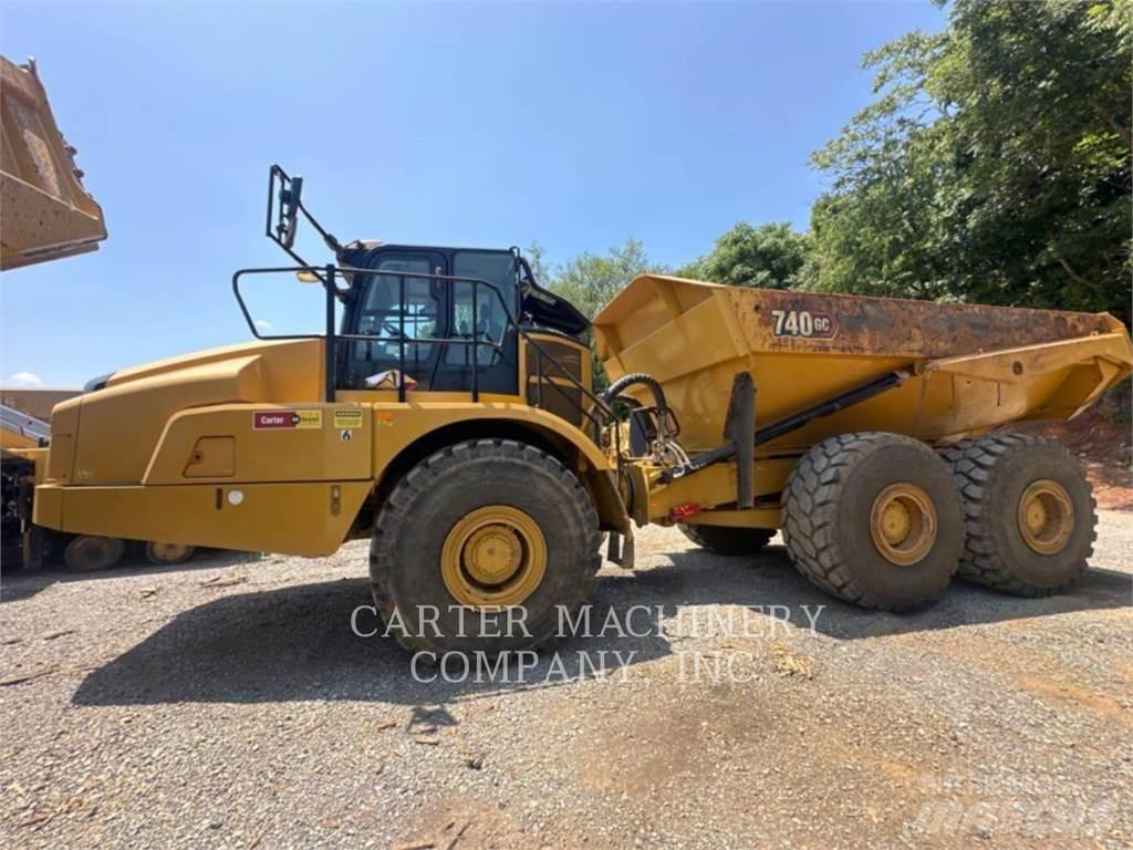 CAT 740GC Зчленовані самоскиди