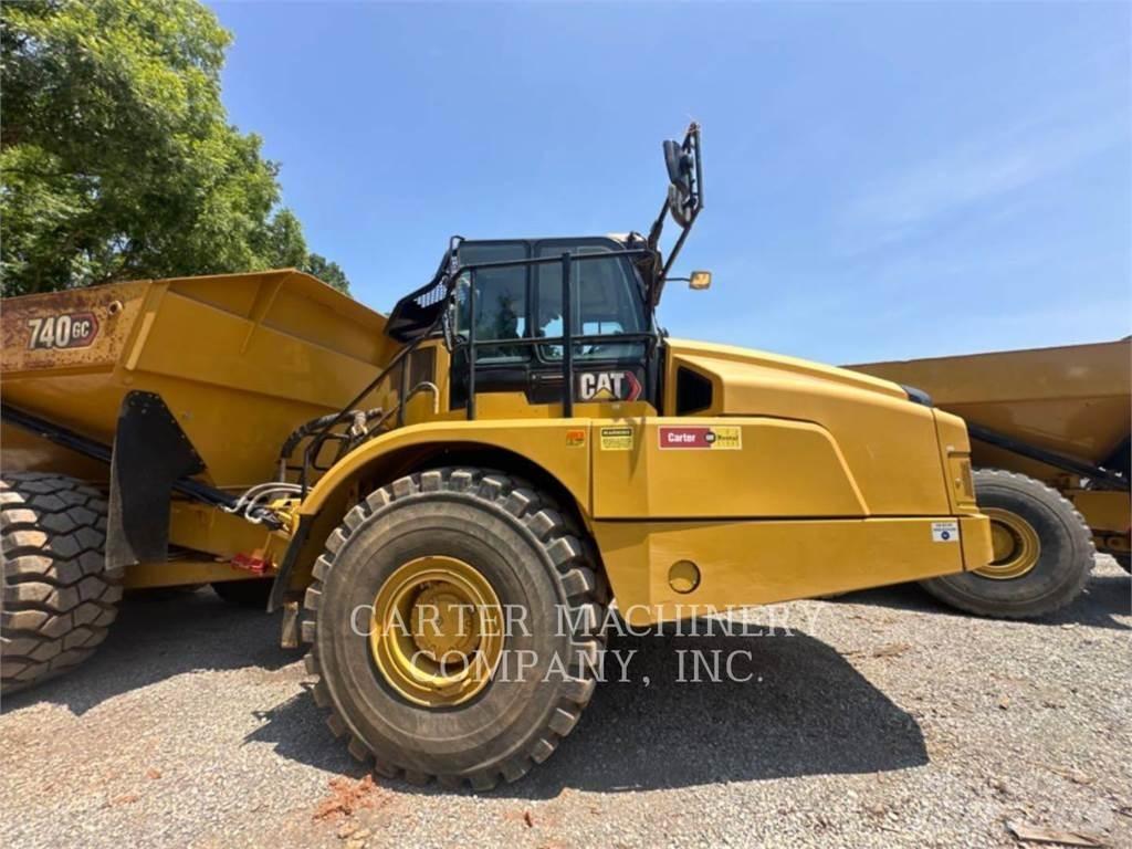 CAT 740GC Зчленовані самоскиди