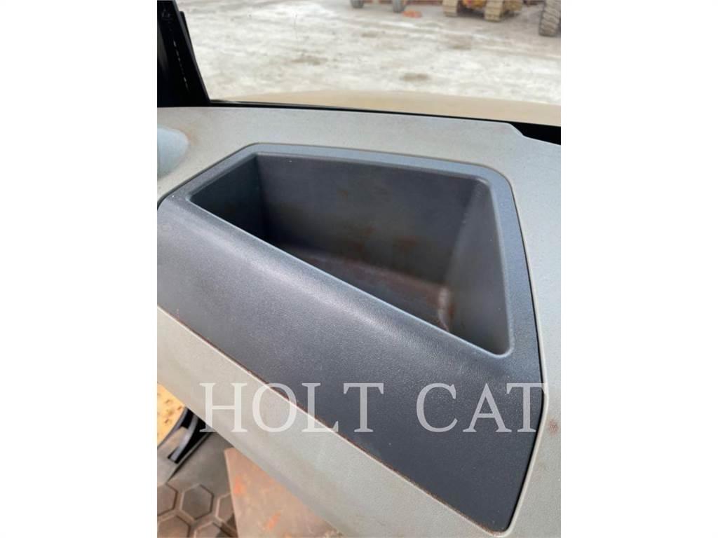 CAT 740GC Зчленовані самоскиди