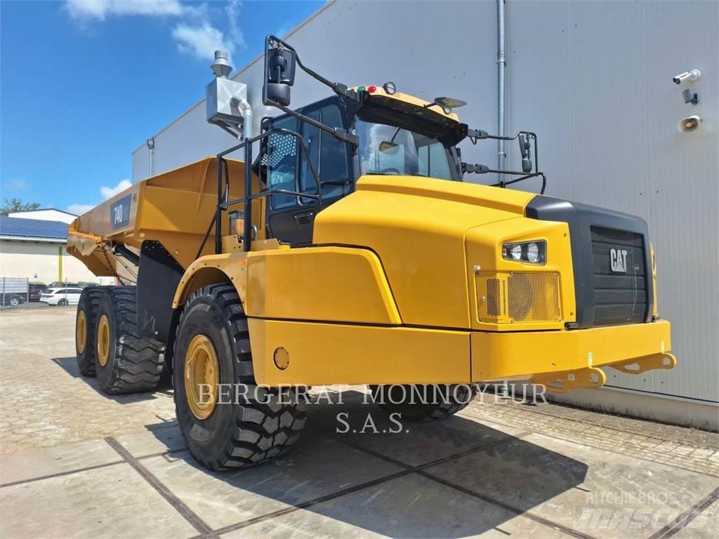 CAT 740GC Зчленовані самоскиди