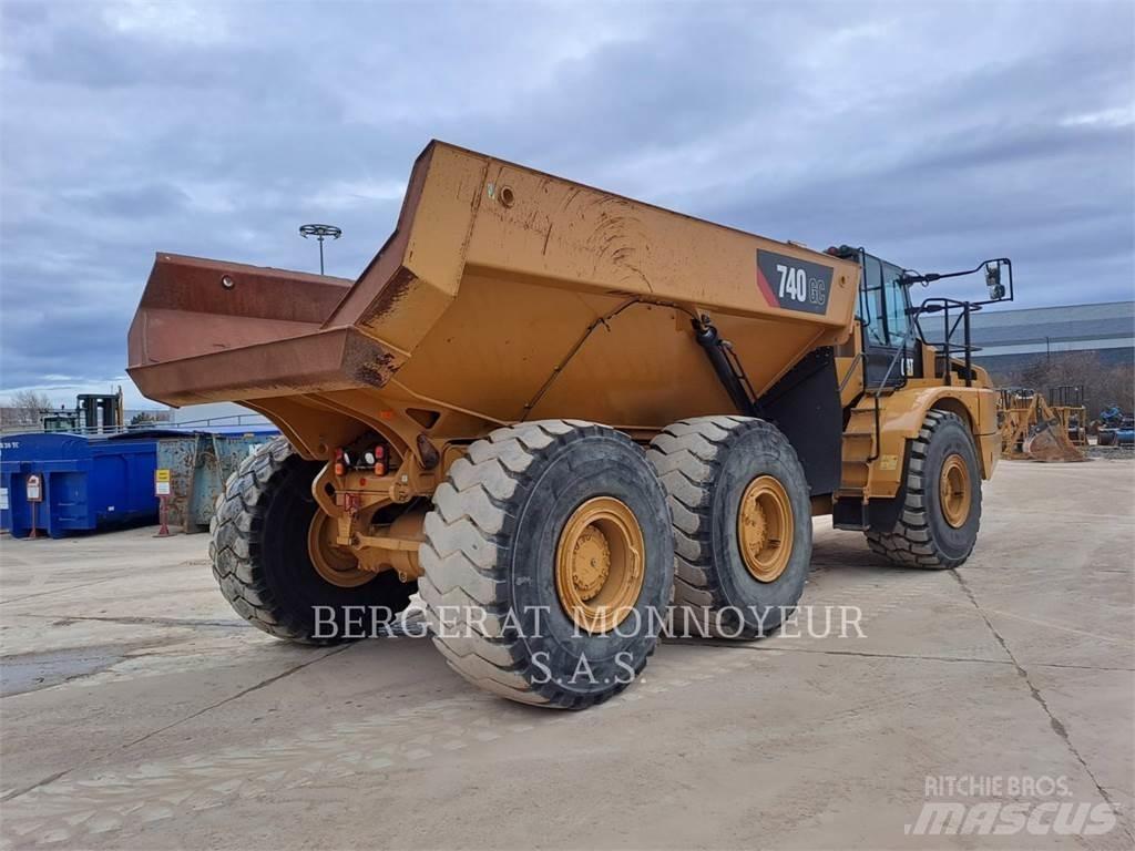 CAT 740GC Зчленовані самоскиди