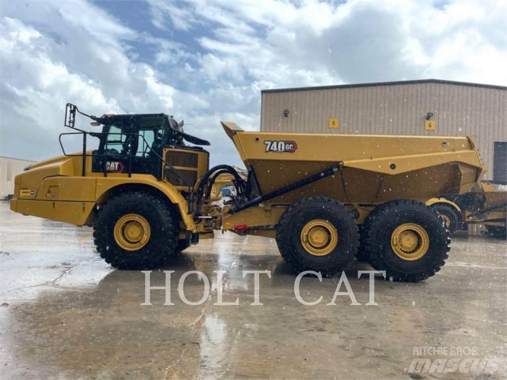 CAT 740GC Зчленовані самоскиди