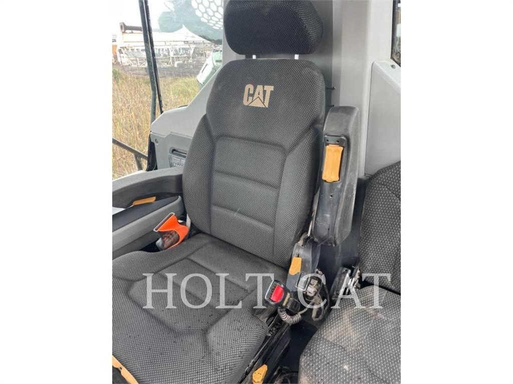 CAT 740GC Зчленовані самоскиди