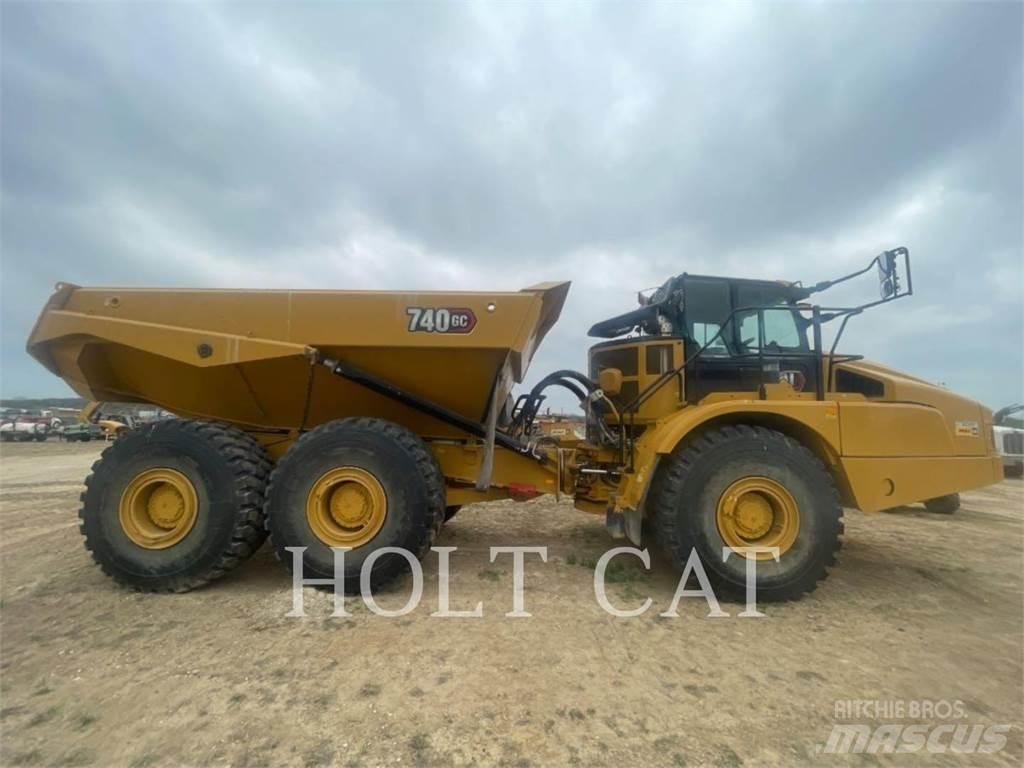 CAT 740GC Зчленовані самоскиди