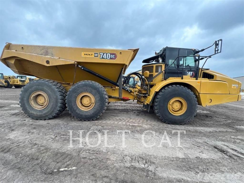 CAT 740GC Фронтальні навантажувачі