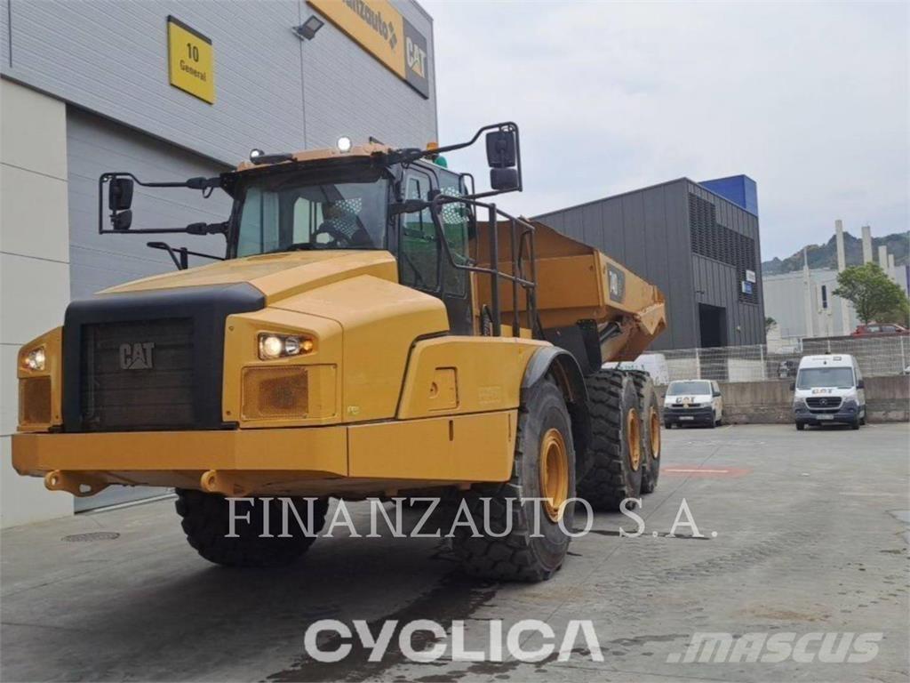 CAT 740GC Зчленовані самоскиди