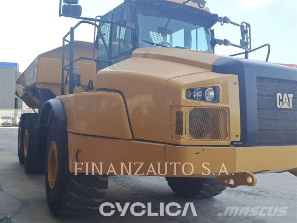 CAT 740GC Зчленовані самоскиди