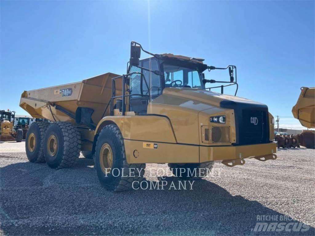 CAT 740GC-04 Зчленовані самоскиди