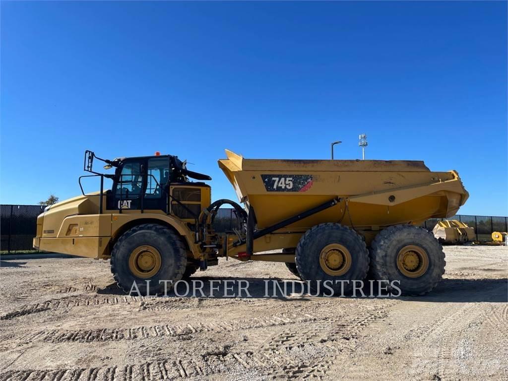 CAT 745 Зчленовані самоскиди