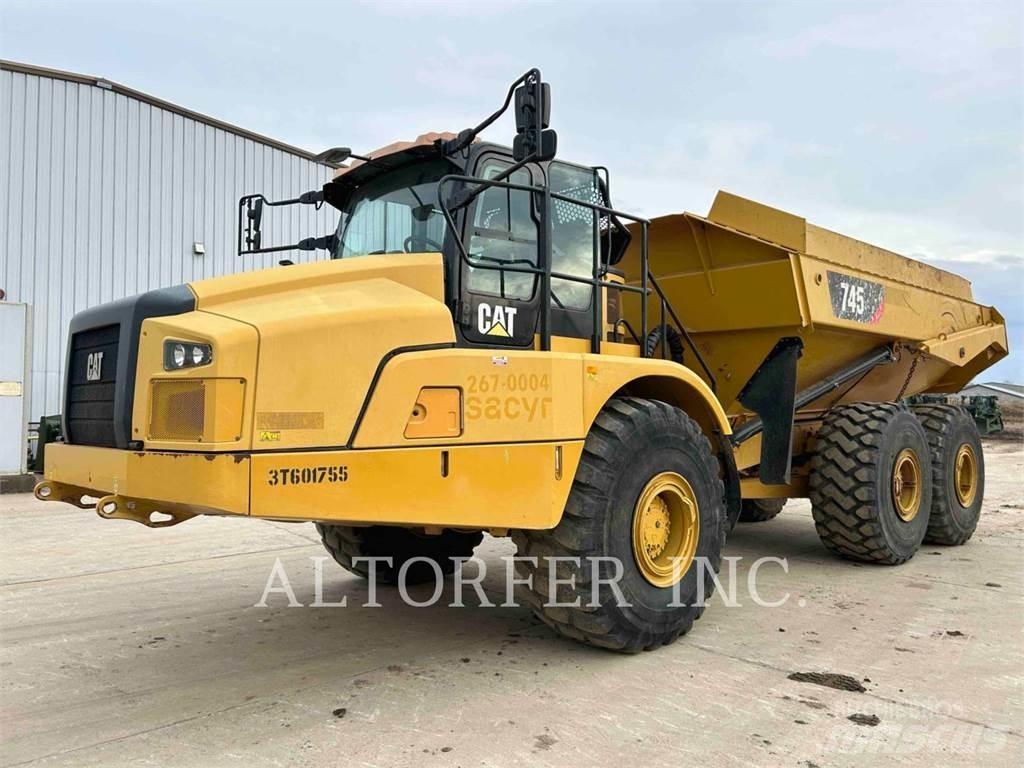 CAT 745 Зчленовані самоскиди