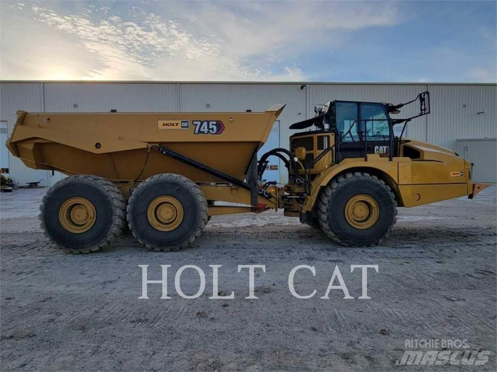 CAT 745 Зчленовані самоскиди