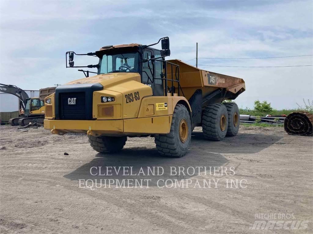 CAT 745 Зчленовані самоскиди