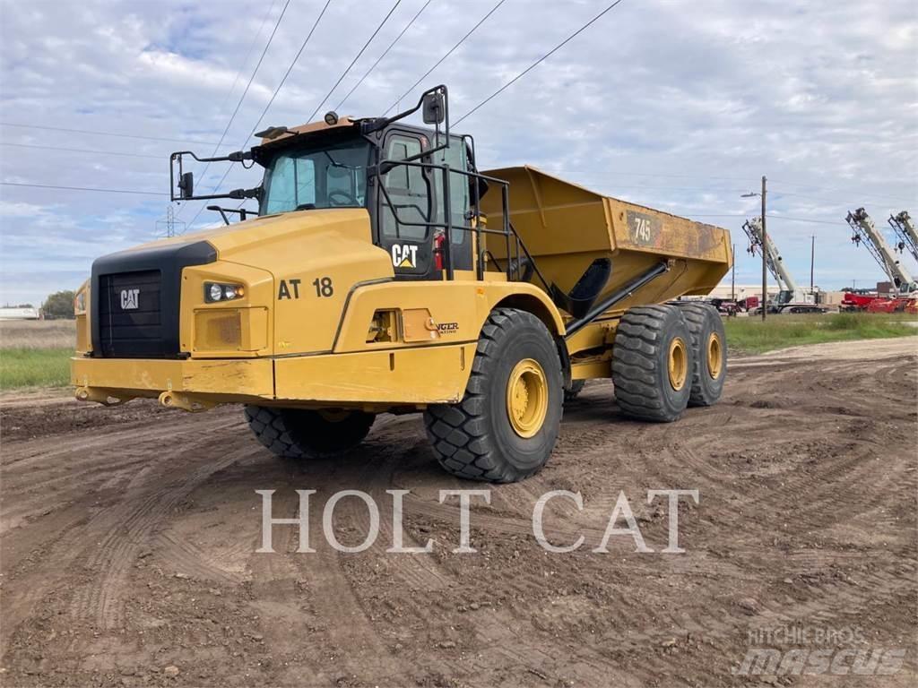 CAT 745 Зчленовані самоскиди