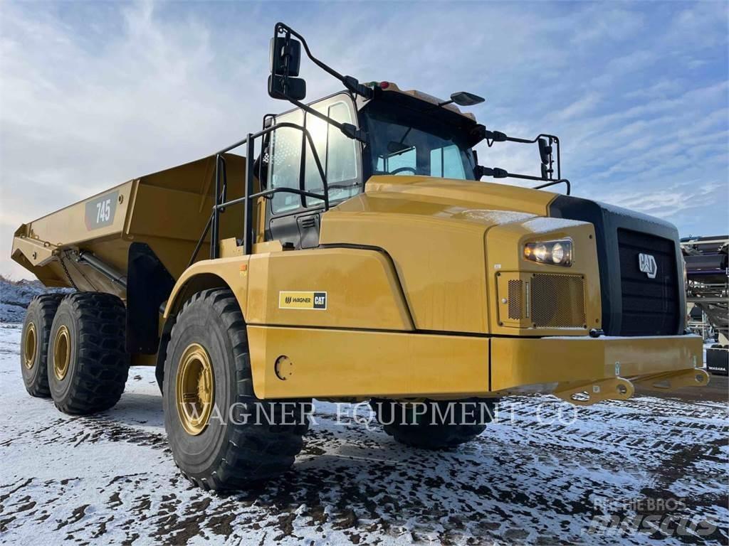 CAT 745 Зчленовані самоскиди