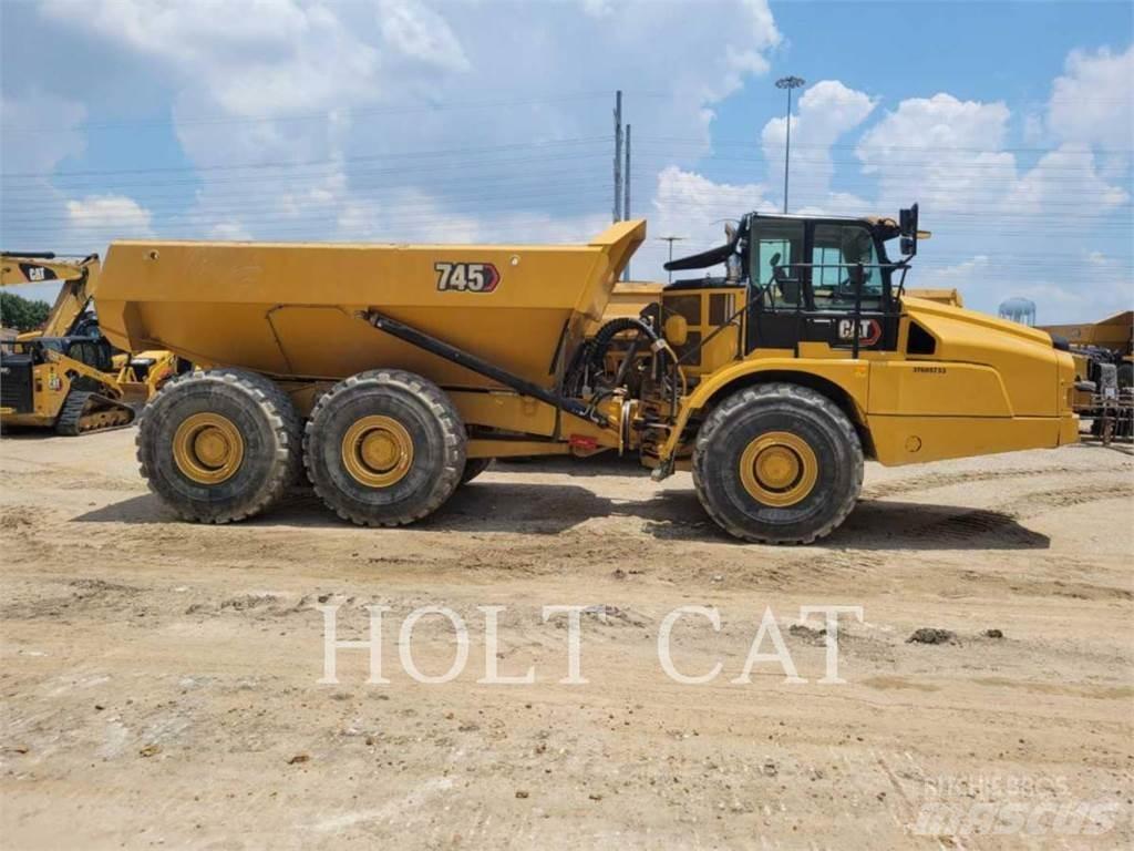 CAT 745 Зчленовані самоскиди