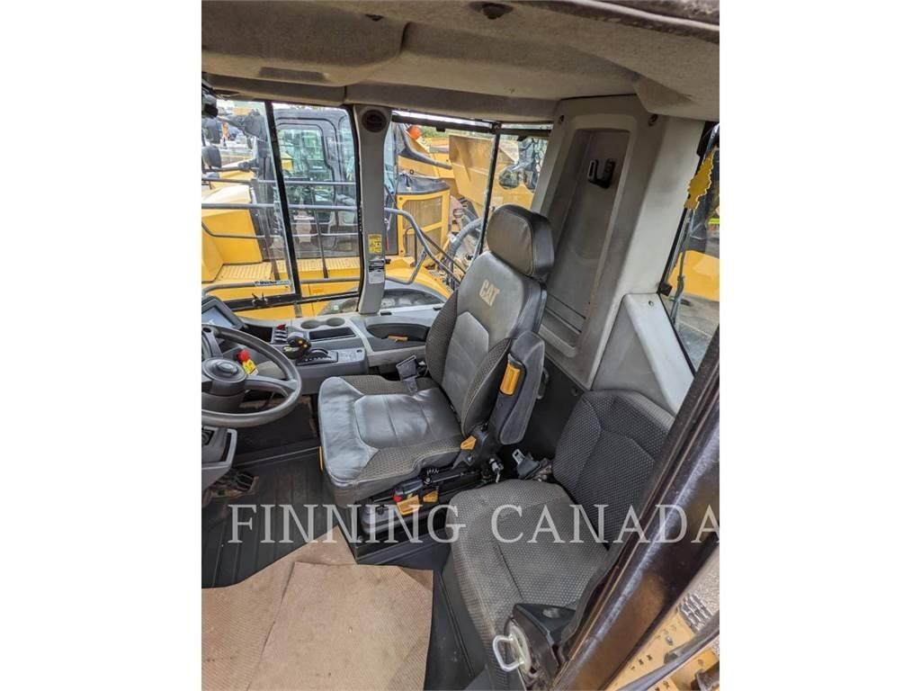 CAT 745 Зчленовані самоскиди