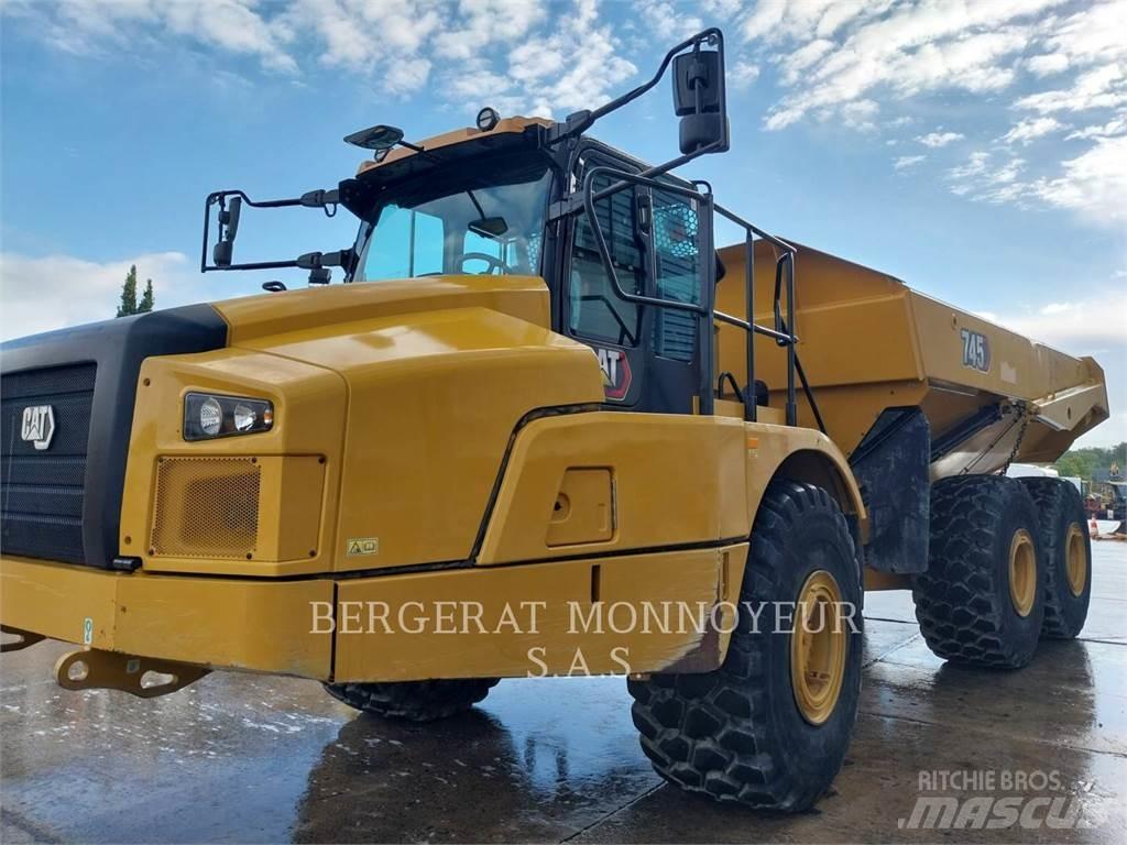CAT 745 Зчленовані самоскиди