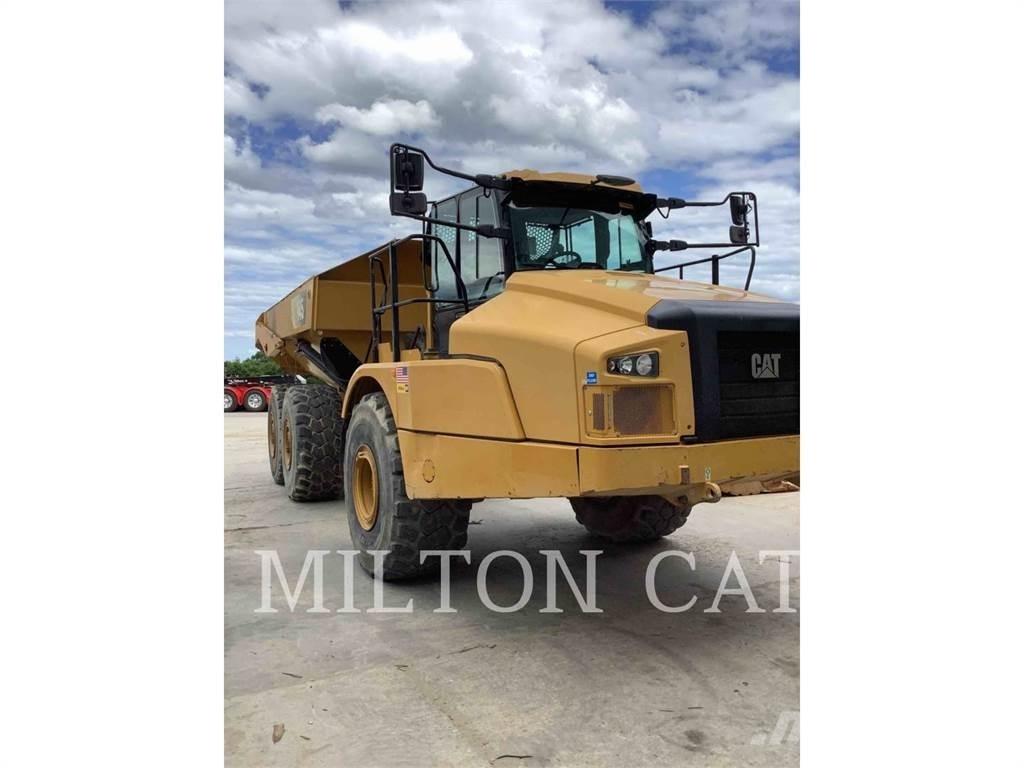 CAT 745 Зчленовані самоскиди