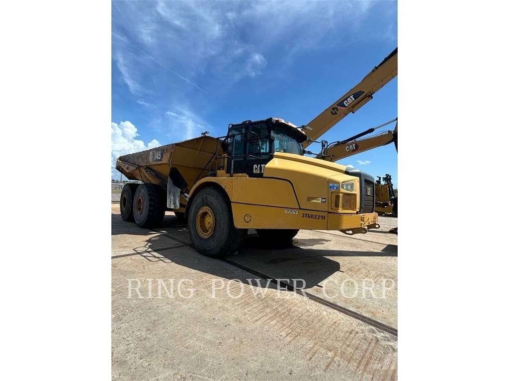 CAT 745 Зчленовані самоскиди