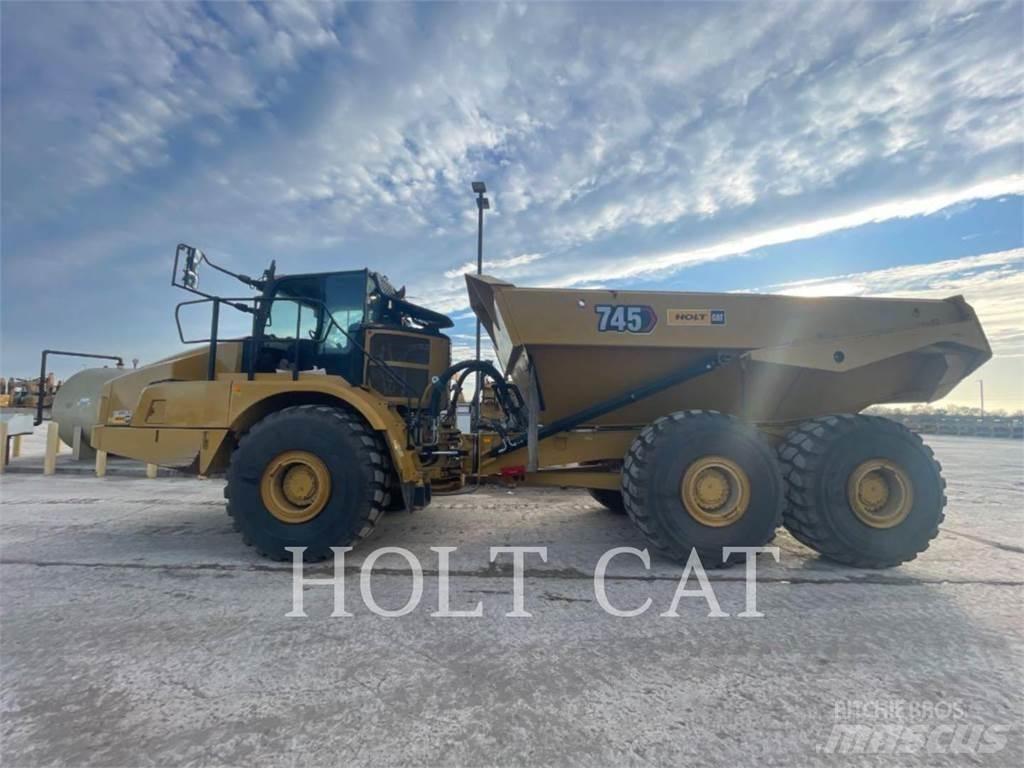 CAT 745 Зчленовані самоскиди