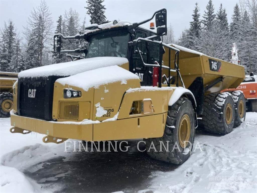 CAT 745 Зчленовані самоскиди
