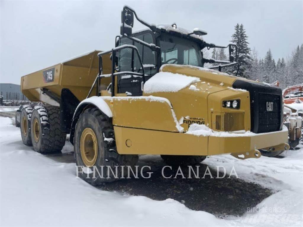CAT 745 Зчленовані самоскиди