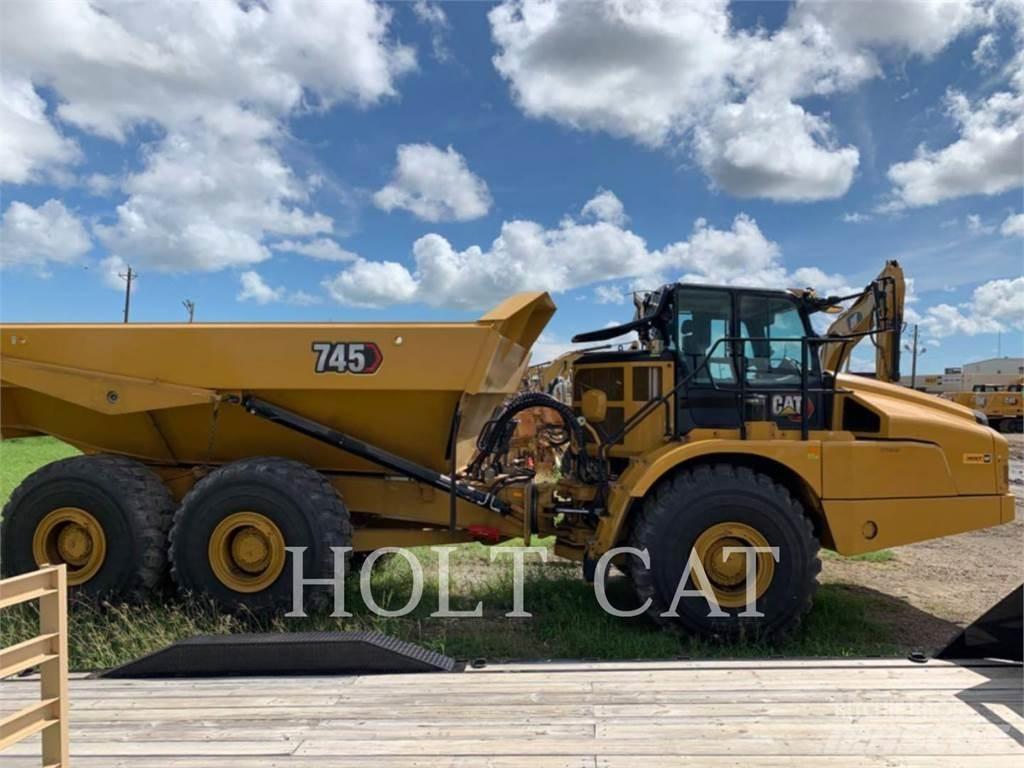 CAT 745 Зчленовані самоскиди