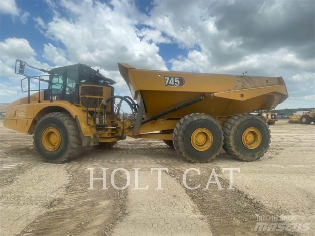 CAT 745 Зчленовані самоскиди