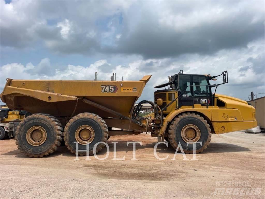 CAT 745 Зчленовані самоскиди