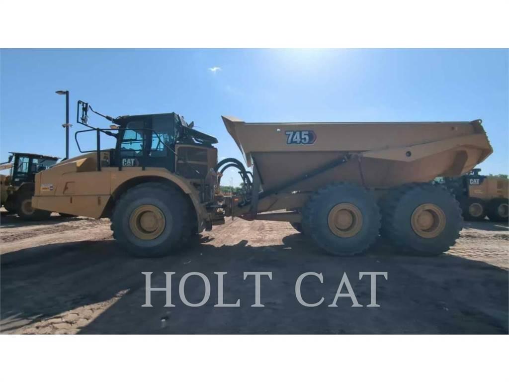 CAT 745 Зчленовані самоскиди