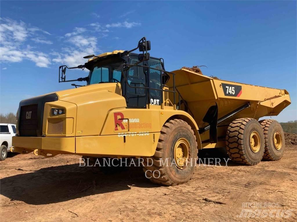 CAT 745 Зчленовані самоскиди