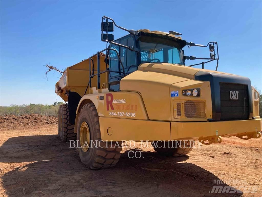 CAT 745 Зчленовані самоскиди
