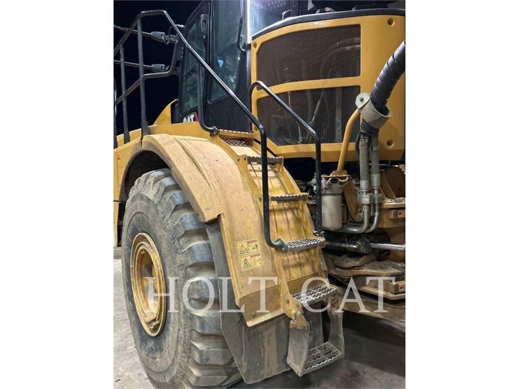 CAT 745 Зчленовані самоскиди
