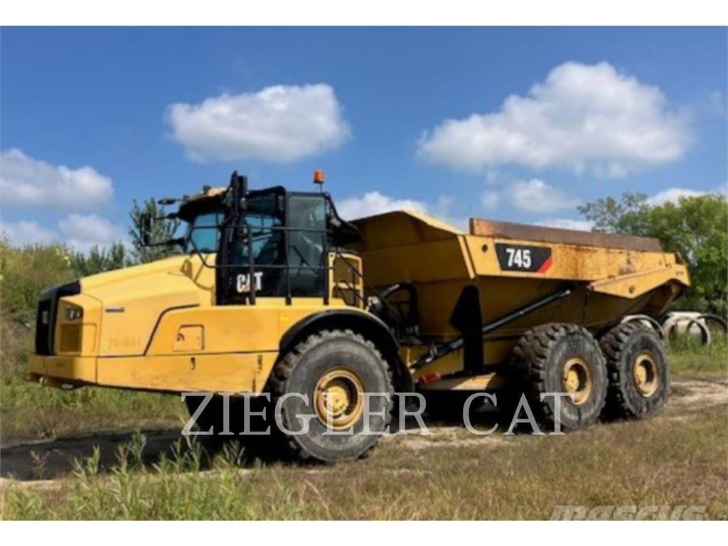 CAT 745 Зчленовані самоскиди