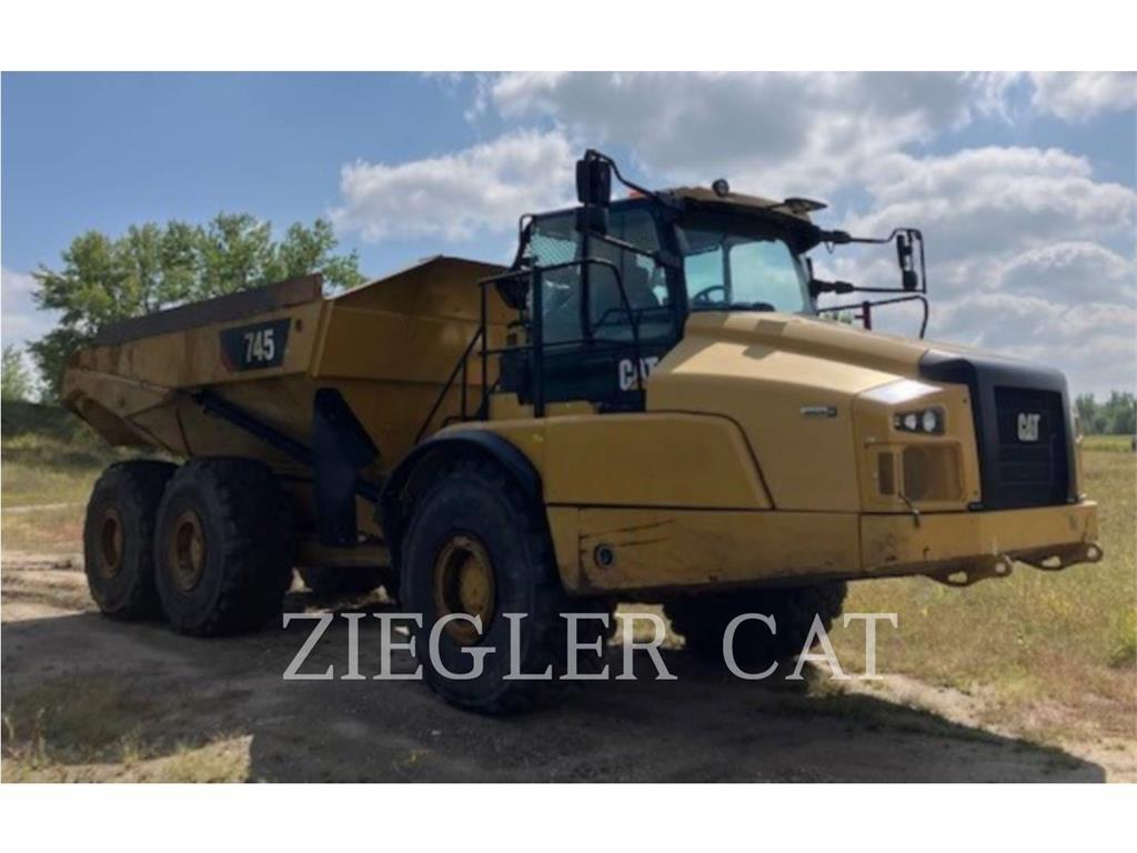 CAT 745 Зчленовані самоскиди