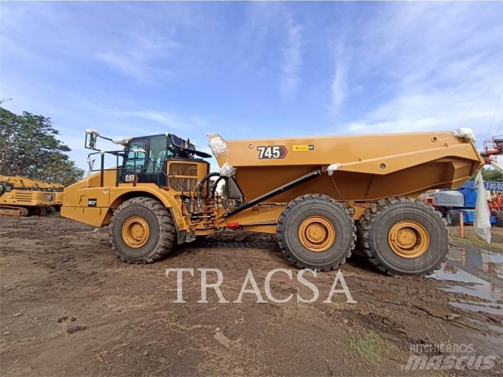 CAT 745 Зчленовані самоскиди