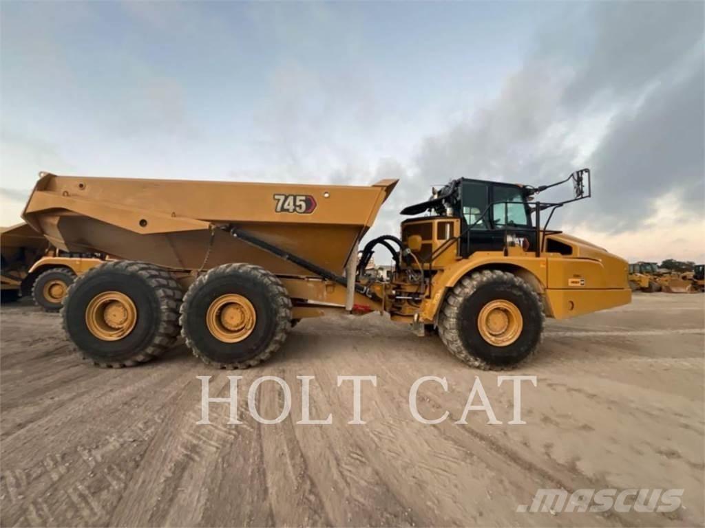 CAT 745 Зчленовані самоскиди