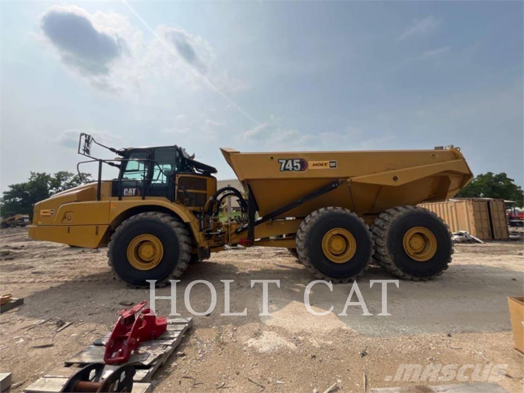 CAT 745 Зчленовані самоскиди