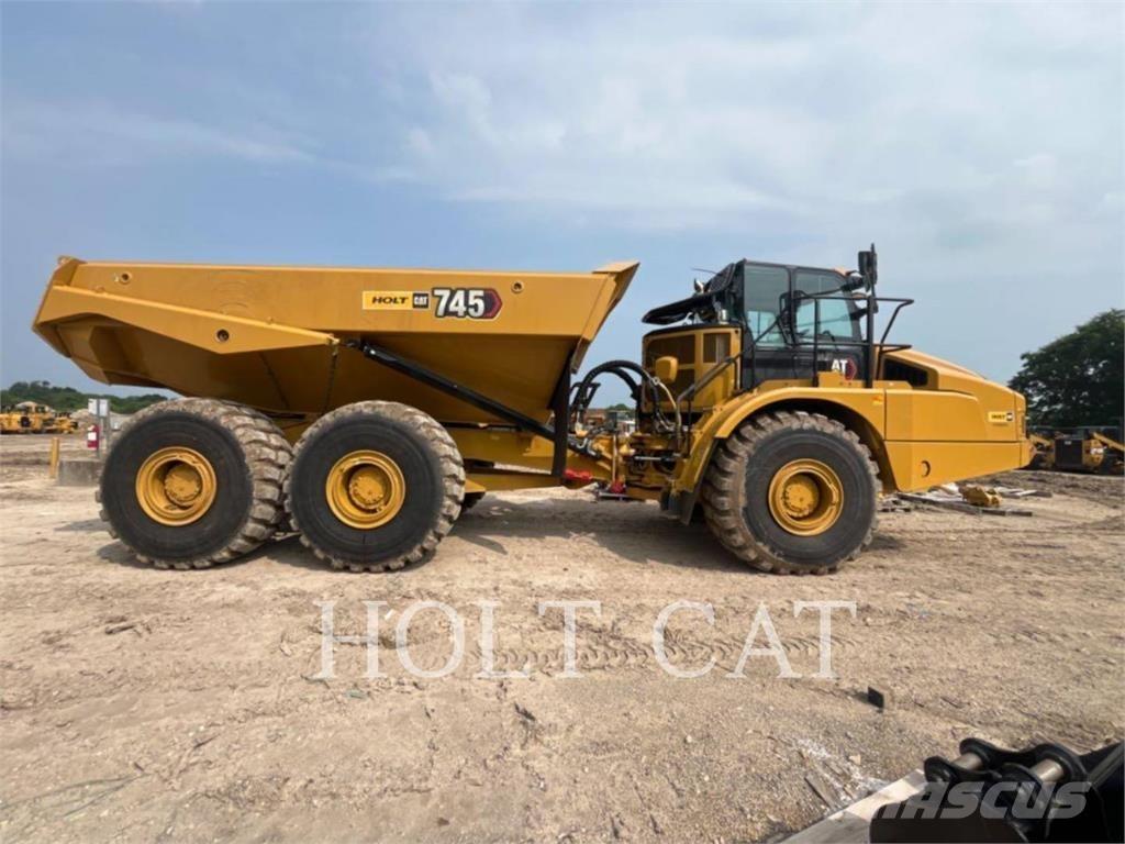CAT 745 Зчленовані самоскиди