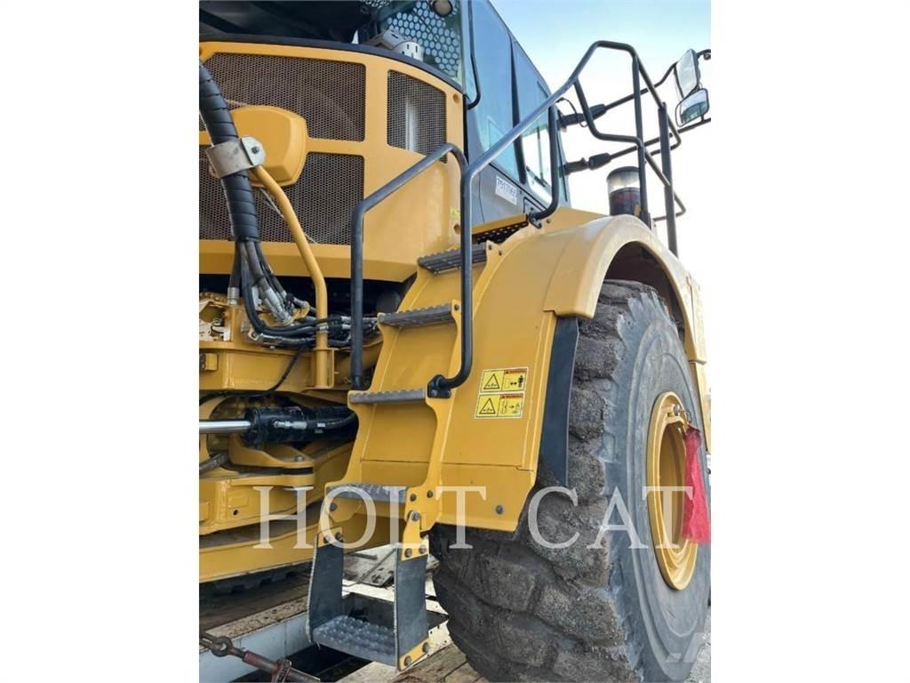CAT 745 Зчленовані самоскиди