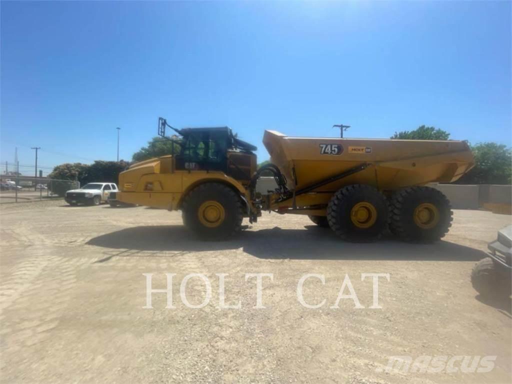 CAT 745 Зчленовані самоскиди