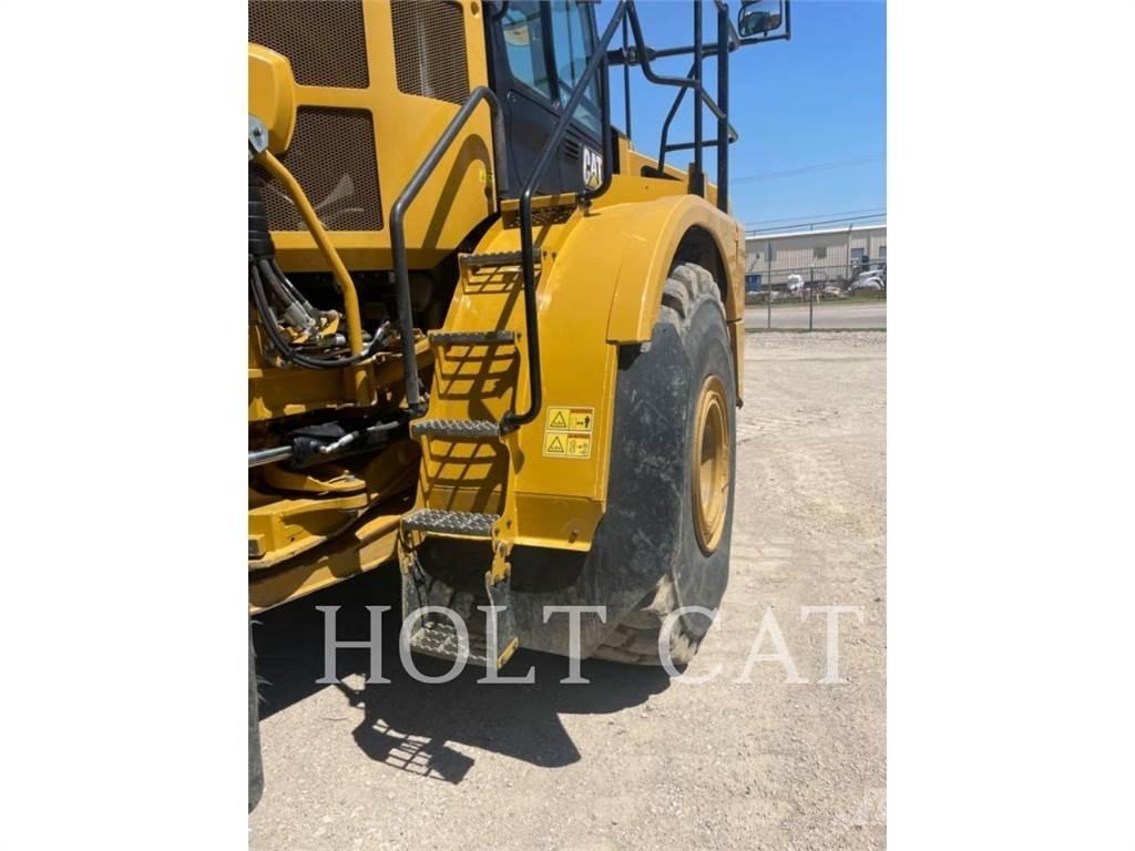 CAT 745 Зчленовані самоскиди