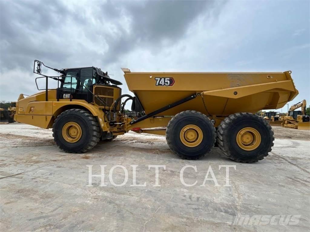 CAT 745 Зчленовані самоскиди